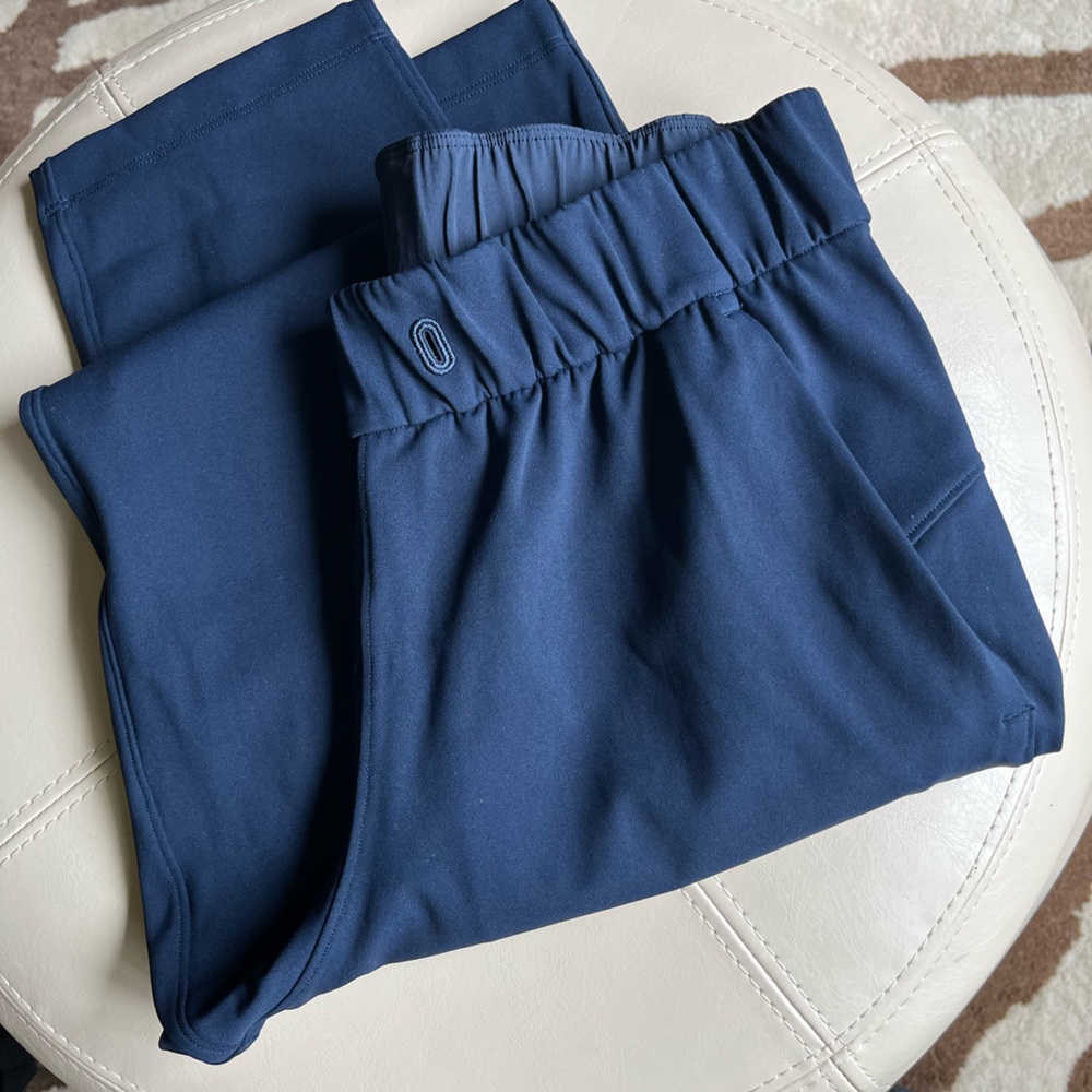 Lululemon Navy Joggers Size 4